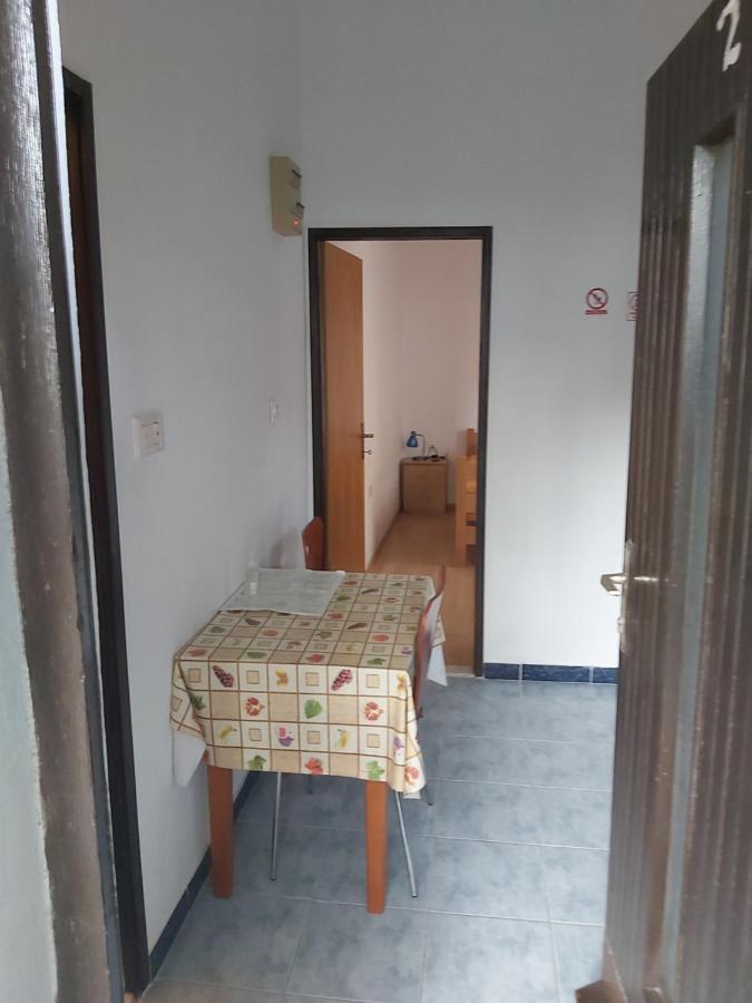 Apartman Janja Apartamento Bol Exterior foto